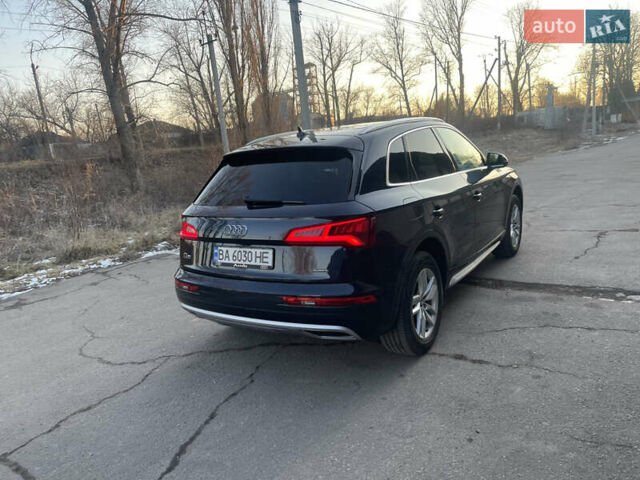Синий Ауди Ку 5, объемом двигателя 2 л и пробегом 9 тыс. км за 22900 $, фото 6 на Automoto.ua