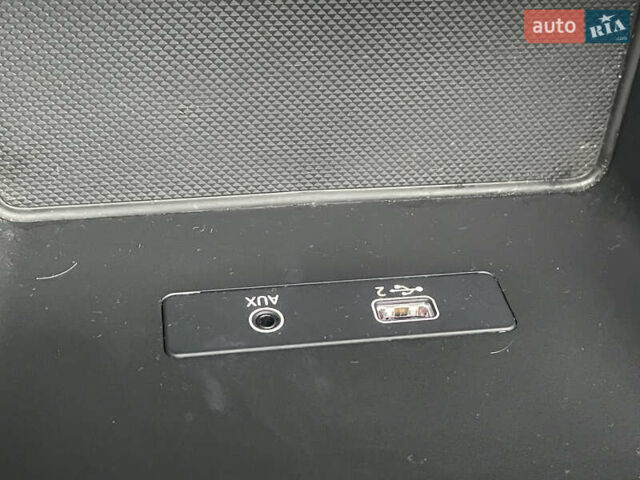 Синий Ауди Ку 5, объемом двигателя 1.98 л и пробегом 123 тыс. км за 24900 $, фото 21 на Automoto.ua