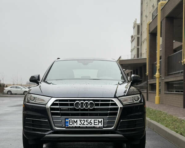 Синий Ауди Ку 5, объемом двигателя 1.98 л и пробегом 62 тыс. км за 26000 $, фото 4 на Automoto.ua