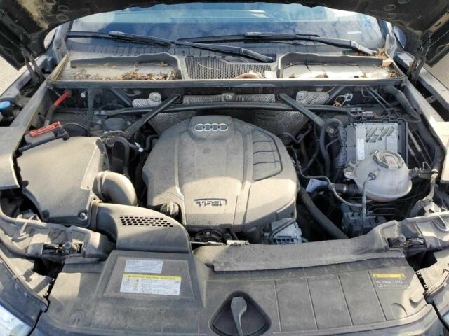 Синий Ауди Ку 5, объемом двигателя 2 л и пробегом 35 тыс. км за 7500 $, фото 11 на Automoto.ua