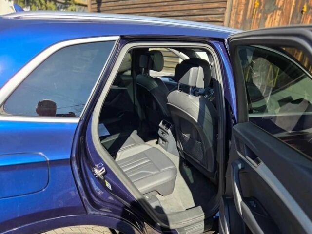 Синий Ауди Ку 5, объемом двигателя 2 л и пробегом 73 тыс. км за 18000 $, фото 13 на Automoto.ua