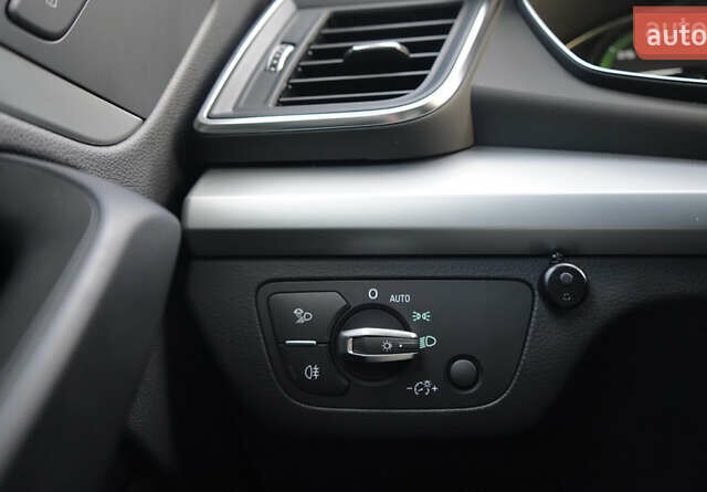 Синій Ауді Ку 5, об'ємом двигуна 1.98 л та пробігом 135 тис. км за 35000 $, фото 10 на Automoto.ua