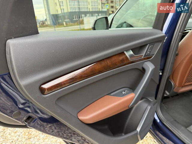 Синій Ауді Ку 5, об'ємом двигуна 2 л та пробігом 85 тис. км за 24900 $, фото 26 на Automoto.ua