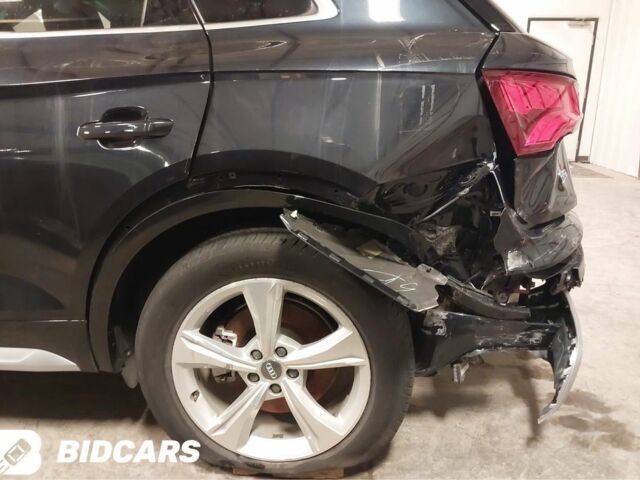 Синий Ауди Ку 5, объемом двигателя 2 л и пробегом 80 тыс. км за 11200 $, фото 19 на Automoto.ua