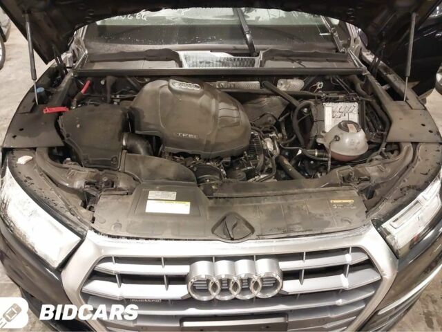 Синий Ауди Ку 5, объемом двигателя 2 л и пробегом 80 тыс. км за 11200 $, фото 23 на Automoto.ua