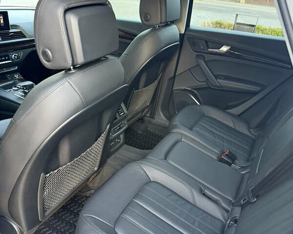 Синій Ауді Ку 5, об'ємом двигуна 1.98 л та пробігом 110 тис. км за 28900 $, фото 27 на Automoto.ua