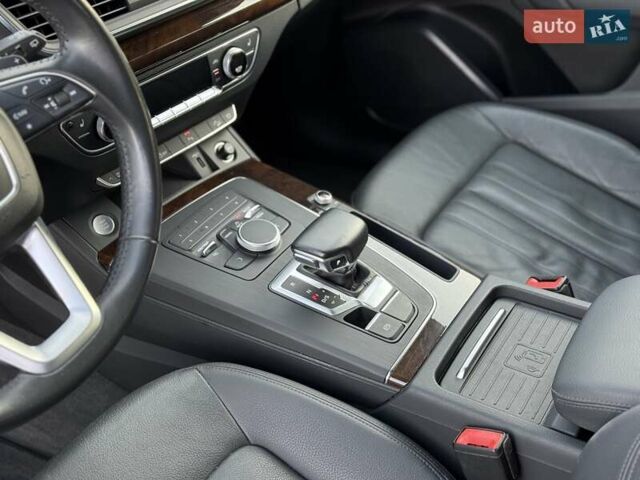 Синий Ауди Ку 5, объемом двигателя 1.98 л и пробегом 79 тыс. км за 27500 $, фото 38 на Automoto.ua