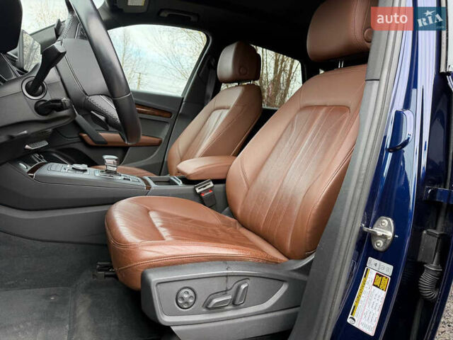 Синій Ауді Ку 5, об'ємом двигуна 2 л та пробігом 85 тис. км за 24900 $, фото 16 на Automoto.ua