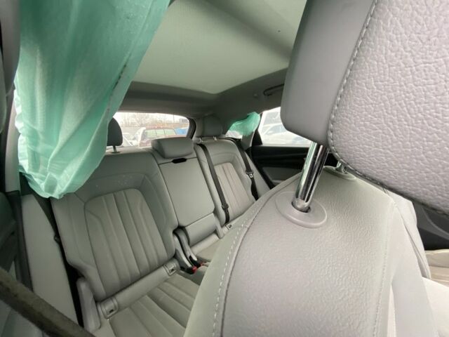 Синий Ауди Ку 5, объемом двигателя 2 л и пробегом 80 тыс. км за 11200 $, фото 12 на Automoto.ua