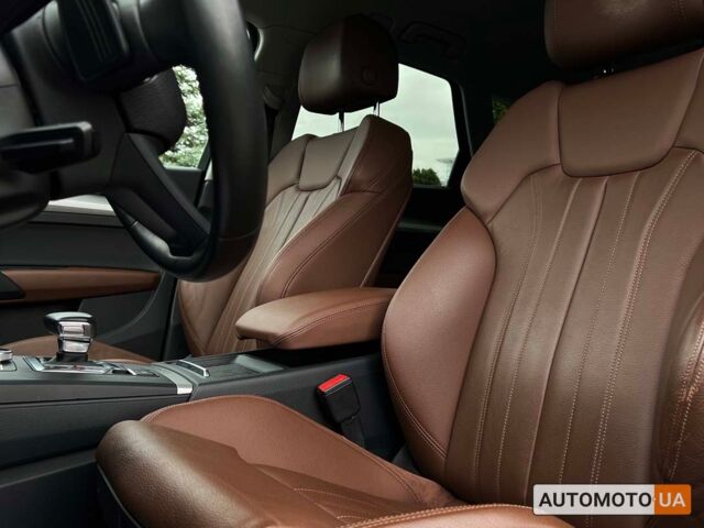 Синий Ауди Ку 5, объемом двигателя 2 л и пробегом 63 тыс. км за 42300 $, фото 14 на Automoto.ua