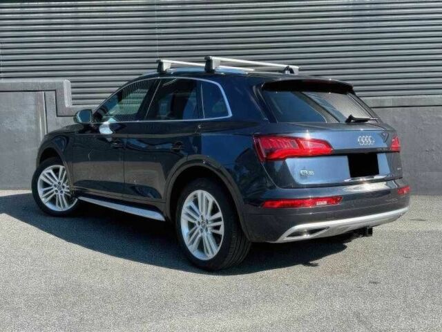 Синий Ауди Ку 5, объемом двигателя 2 л и пробегом 57 тыс. км за 15000 $, фото 6 на Automoto.ua