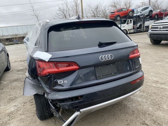 Синий Ауди Ку 5, объемом двигателя 2 л и пробегом 80 тыс. км за 11200 $, фото 8 на Automoto.ua