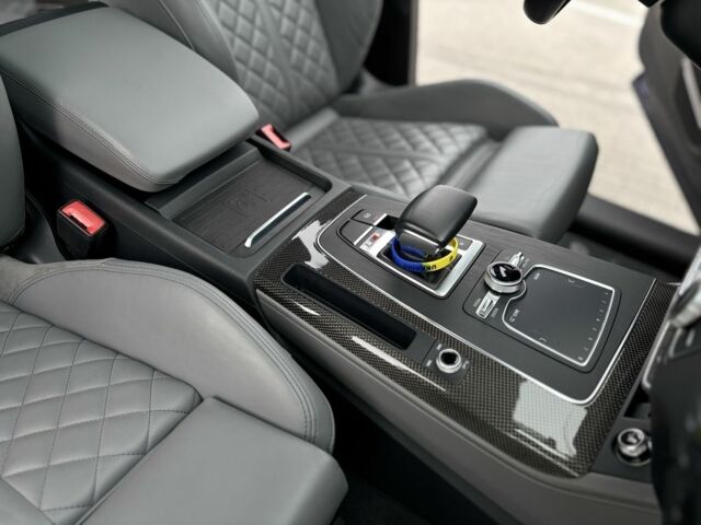 Синий Ауди Ку 5, объемом двигателя 3 л и пробегом 123 тыс. км за 31000 $, фото 20 на Automoto.ua