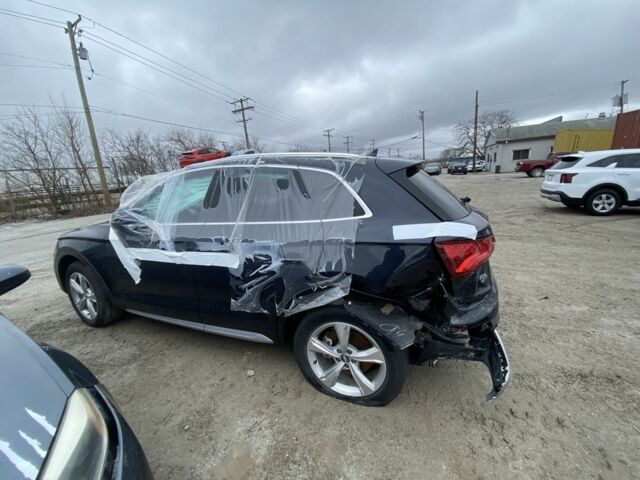 Синий Ауди Ку 5, объемом двигателя 2 л и пробегом 80 тыс. км за 11200 $, фото 9 на Automoto.ua