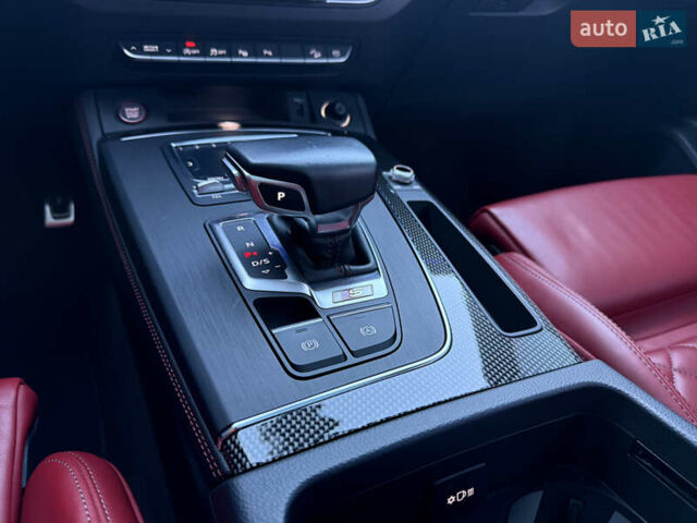 Синий Ауди Ку 5, объемом двигателя 3 л и пробегом 42 тыс. км за 53999 $, фото 40 на Automoto.ua