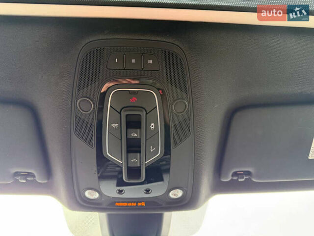 Синій Ауді Ку 5, об'ємом двигуна 2 л та пробігом 85 тис. км за 24900 $, фото 51 на Automoto.ua