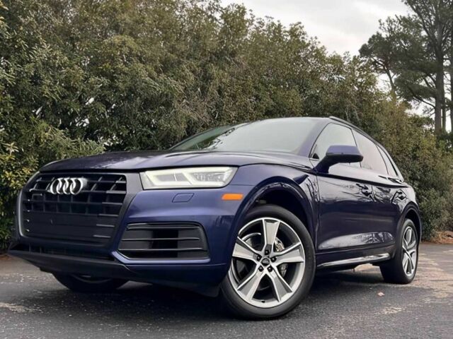 Синій Ауді Ку 5, об'ємом двигуна 2 л та пробігом 47 тис. км за 15800 $, фото 2 на Automoto.ua