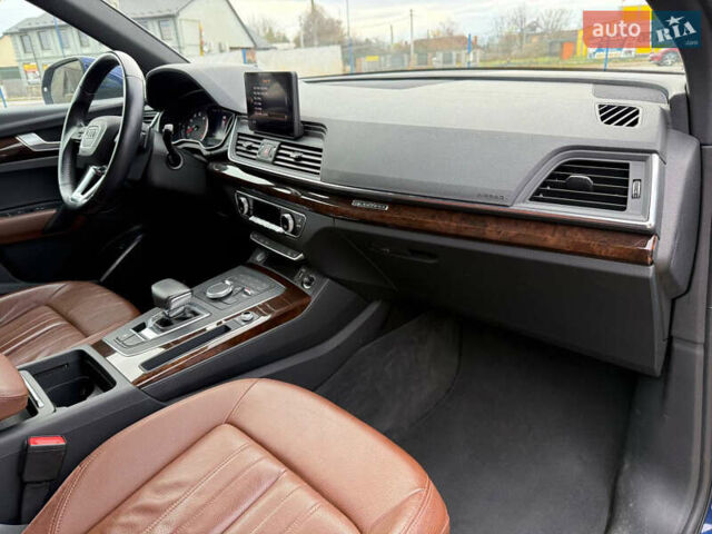 Синій Ауді Ку 5, об'ємом двигуна 2 л та пробігом 85 тис. км за 24900 $, фото 22 на Automoto.ua