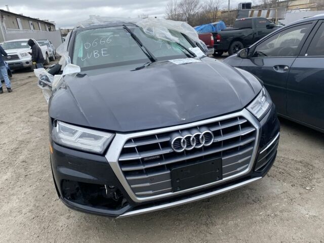 Синий Ауди Ку 5, объемом двигателя 2 л и пробегом 80 тыс. км за 11200 $, фото 2 на Automoto.ua