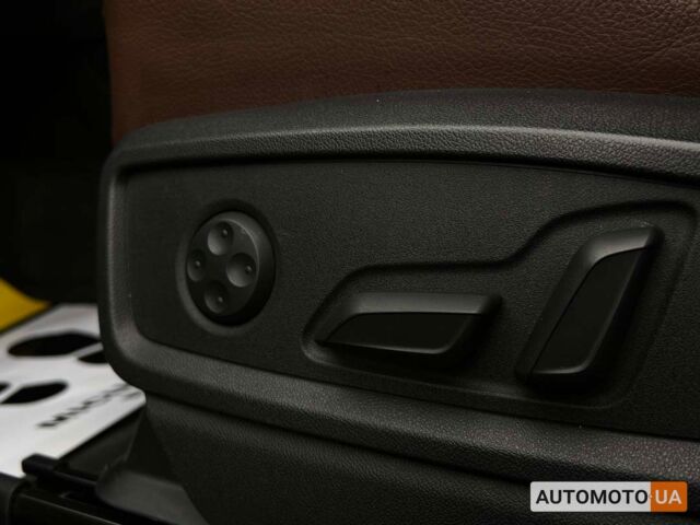 Синий Ауди Ку 5, объемом двигателя 2 л и пробегом 63 тыс. км за 42300 $, фото 15 на Automoto.ua