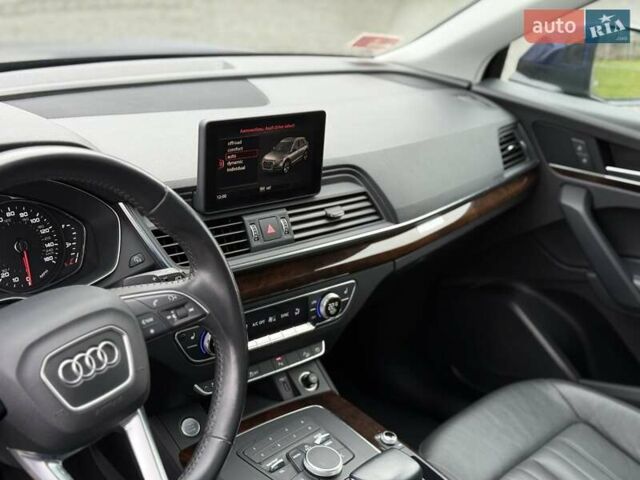 Синий Ауди Ку 5, объемом двигателя 2 л и пробегом 79 тыс. км за 25999 $, фото 64 на Automoto.ua