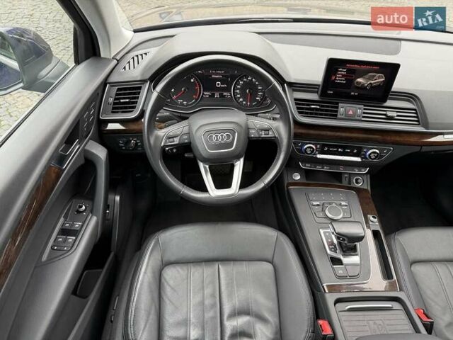 Синий Ауди Ку 5, объемом двигателя 2 л и пробегом 79 тыс. км за 25999 $, фото 94 на Automoto.ua