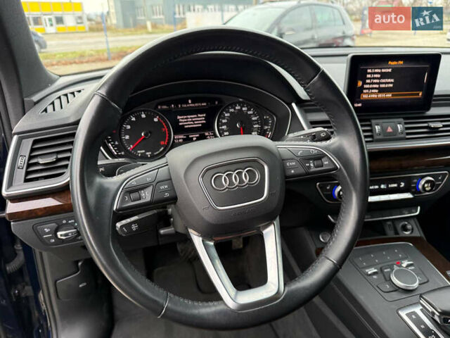 Синій Ауді Ку 5, об'ємом двигуна 2 л та пробігом 85 тис. км за 24900 $, фото 38 на Automoto.ua