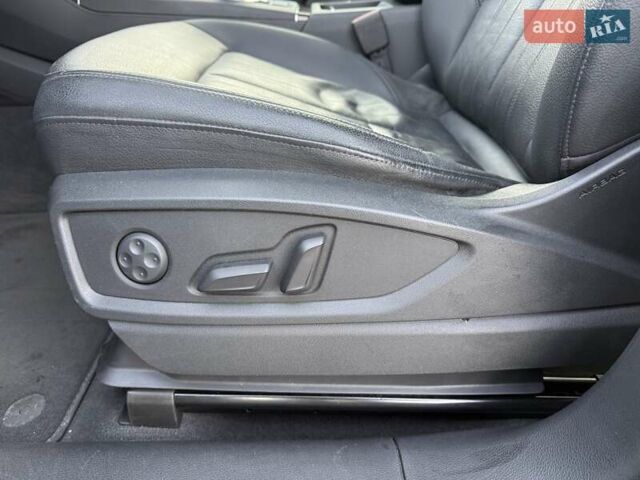 Синий Ауди Ку 5, объемом двигателя 1.98 л и пробегом 79 тыс. км за 27500 $, фото 40 на Automoto.ua