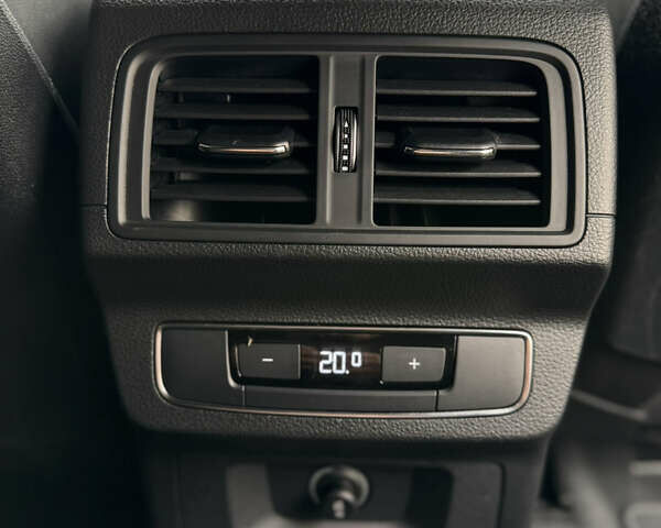 Синий Ауди Ку 5, объемом двигателя 2 л и пробегом 268 тыс. км за 31999 $, фото 31 на Automoto.ua