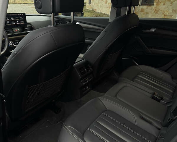 Синій Ауді Ку 5, об'ємом двигуна 1.98 л та пробігом 48 тис. км за 32800 $, фото 30 на Automoto.ua