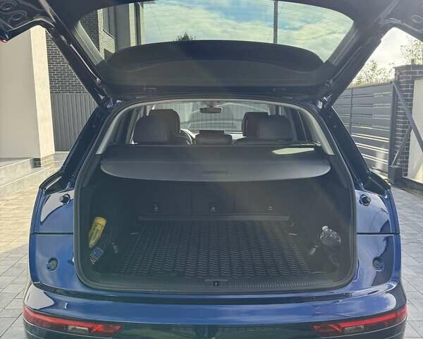 Ауди Ку 5 2021 в Киеве на Automoto.ua Синий Ауди Ку 5, объемом двигателя 1.98 л и пробегом 72 тыс. км за 37500 $, фото 57 на Automoto.ua