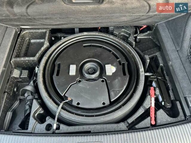 Синий Ауди Ку 5, объемом двигателя 1.98 л и пробегом 17 тыс. км за 31990 $, фото 34 на Automoto.ua