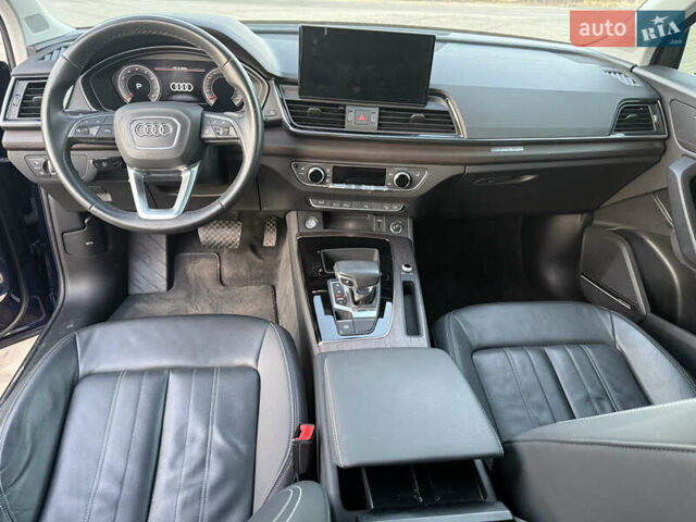 Синий Ауди Ку 5, объемом двигателя 2 л и пробегом 104 тыс. км за 31850 $, фото 23 на Automoto.ua