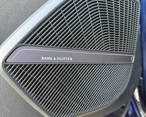 Синий Ауди Ку 5, объемом двигателя 2 л и пробегом 104 тыс. км за 31850 $, фото 11 на Automoto.ua