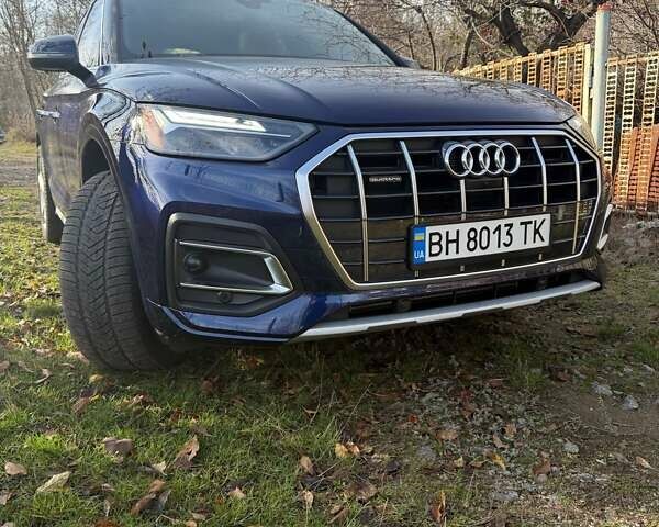 Синий Ауди Ку 5, объемом двигателя 1.98 л и пробегом 64 тыс. км за 39999 $, фото 3 на Automoto.ua