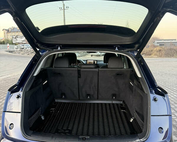 Синий Ауди Ку 5, объемом двигателя 2 л и пробегом 104 тыс. км за 31850 $, фото 14 на Automoto.ua