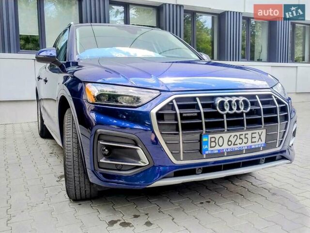 Синий Ауди Ку 5, объемом двигателя 1.98 л и пробегом 17 тыс. км за 31990 $, фото 2 на Automoto.ua