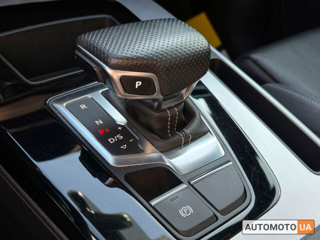 Синий Ауди Ку 5, объемом двигателя 2 л и пробегом 45 тыс. км за 39200 $, фото 18 на Automoto.ua