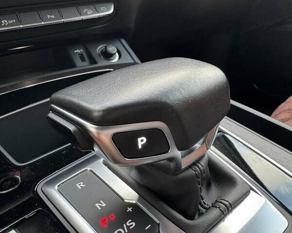 Ауди Ку 5 2021 в Киеве на Automoto.ua Синий Ауди Ку 5, объемом двигателя 1.98 л и пробегом 72 тыс. км за 37500 $, фото 55 на Automoto.ua