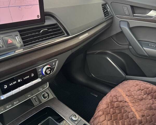 Ауди Ку 5 2021 в Киеве на Automoto.ua Синий Ауди Ку 5, объемом двигателя 1.98 л и пробегом 72 тыс. км за 37500 $, фото 52 на Automoto.ua