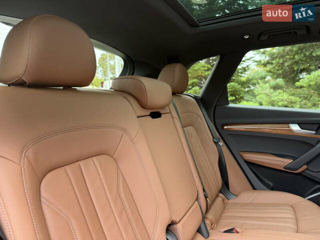 Синий Ауди Ку 5, объемом двигателя 2 л и пробегом 28 тыс. км за 36500 $, фото 26 на Automoto.ua