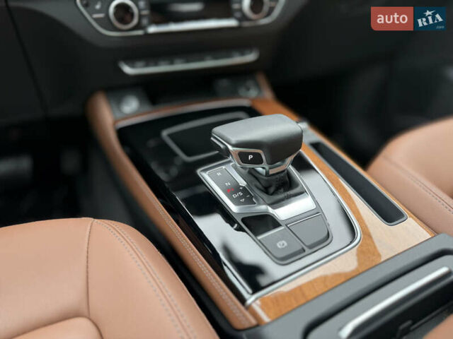 Синий Ауди Ку 5, объемом двигателя 2 л и пробегом 28 тыс. км за 36500 $, фото 14 на Automoto.ua