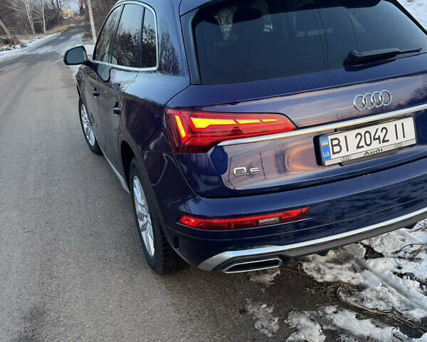 Синий Ауди Ку 5, объемом двигателя 1.98 л и пробегом 27 тыс. км за 39700 $, фото 4 на Automoto.ua