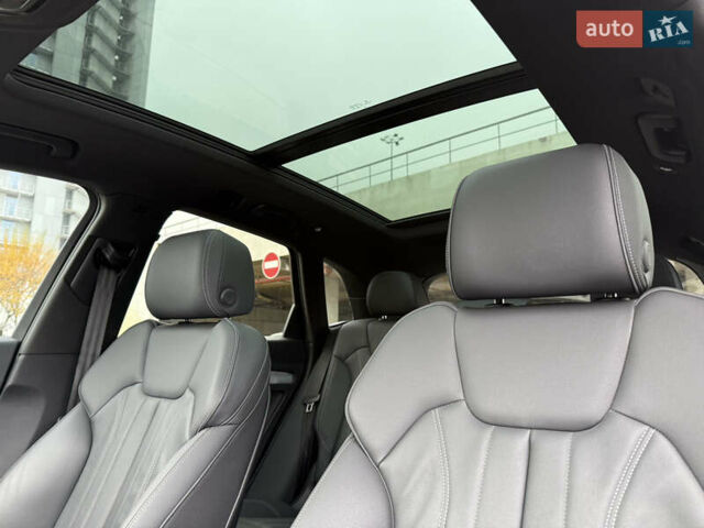 Синий Ауди Ку 5, объемом двигателя 2 л и пробегом 51 тыс. км за 33900 $, фото 34 на Automoto.ua