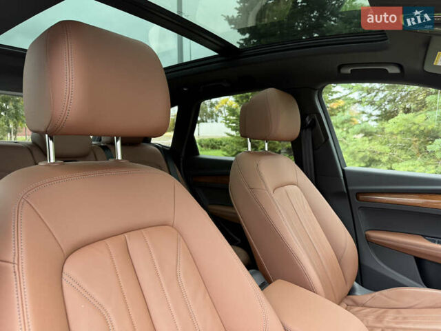 Синий Ауди Ку 5, объемом двигателя 2 л и пробегом 28 тыс. км за 36500 $, фото 24 на Automoto.ua