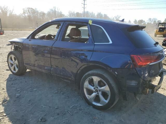 Синий Ауди Ку 5, объемом двигателя 2 л и пробегом 25 тыс. км за 27900 $, фото 3 на Automoto.ua