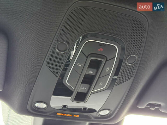 Синий Ауди Ку 5, объемом двигателя 2 л и пробегом 51 тыс. км за 33900 $, фото 24 на Automoto.ua