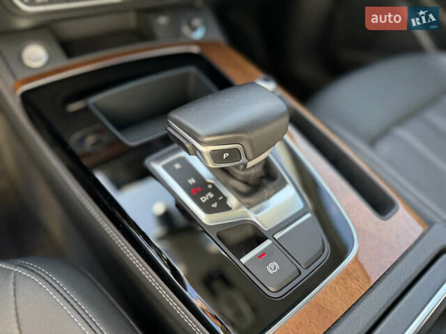 Синий Ауди Ку 5, объемом двигателя 1.98 л и пробегом 15 тыс. км за 41000 $, фото 22 на Automoto.ua