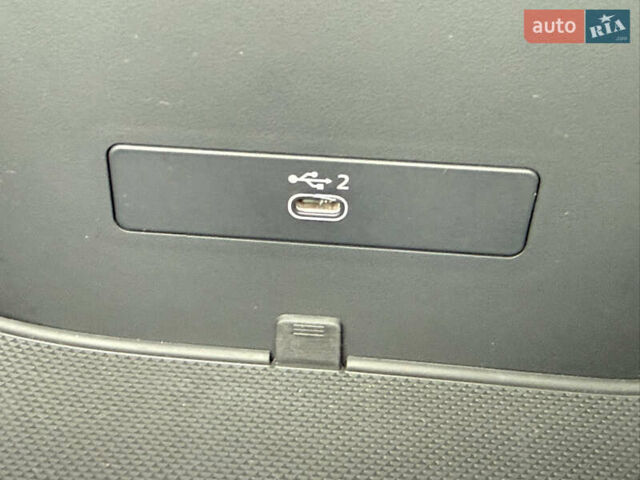 Синий Ауди Ку 5, объемом двигателя 2 л и пробегом 51 тыс. км за 33900 $, фото 32 на Automoto.ua