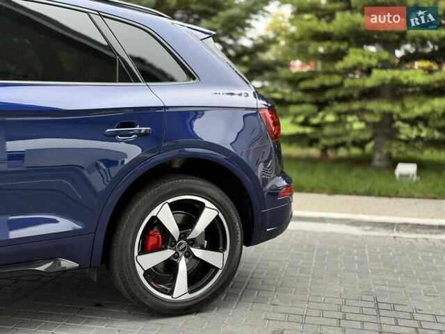 Синий Ауди Ку 5, объемом двигателя 2 л и пробегом 28 тыс. км за 36500 $, фото 3 на Automoto.ua